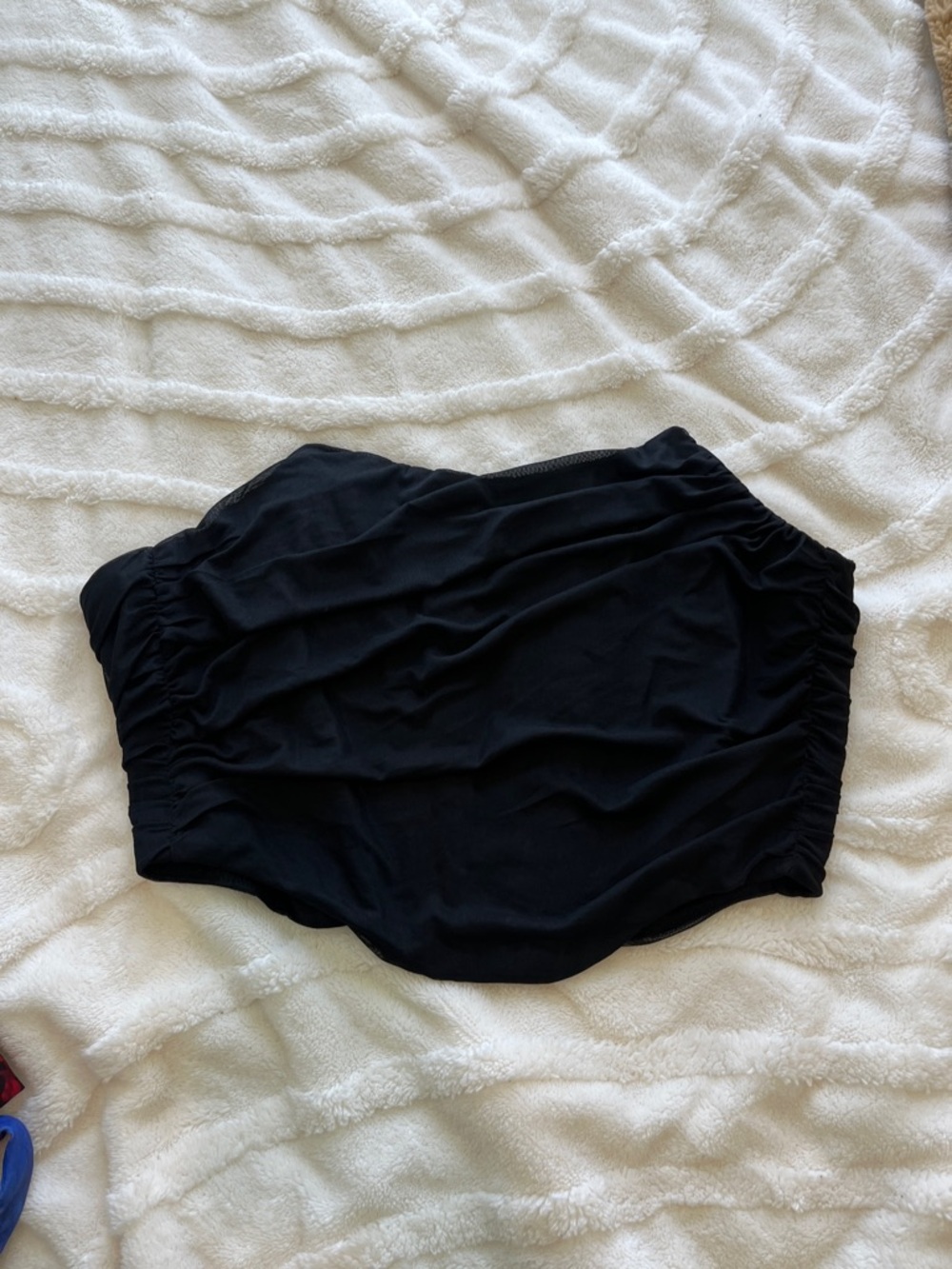Black crop corset